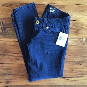 🆕WT Guess Skinny Ankle Zip Jean